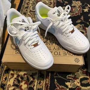 Air Force ones. (Classic)